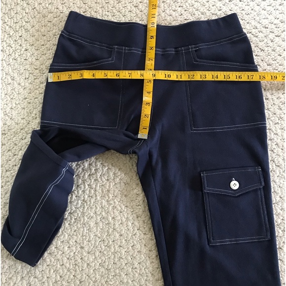 Neiman Marcus Pedal Pushers Navy Blue - Picture 6 of 8